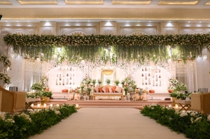 mehndi stage decoration
